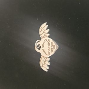 Return to Tiffany Heart tag with Wings